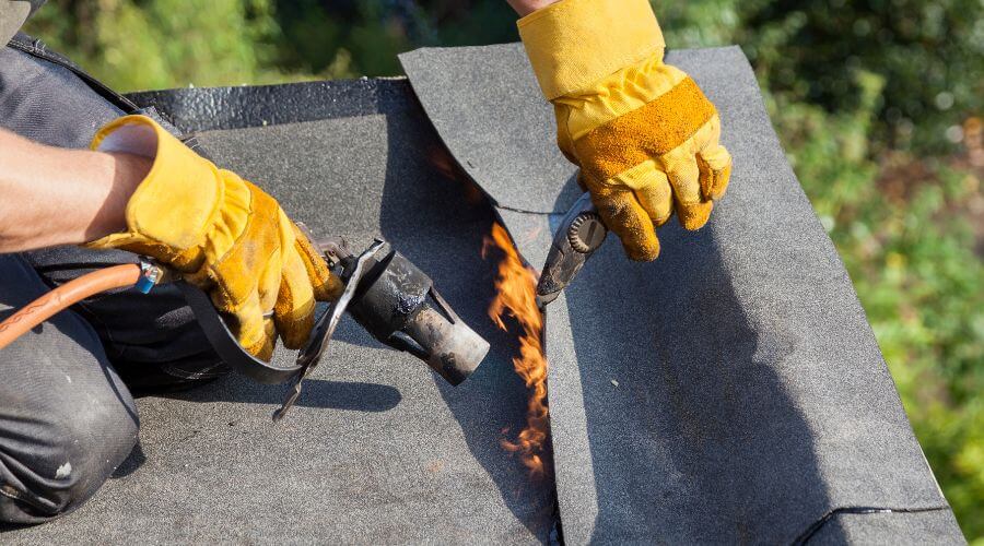 Expert top industrial roofings services in Kinsman, IL